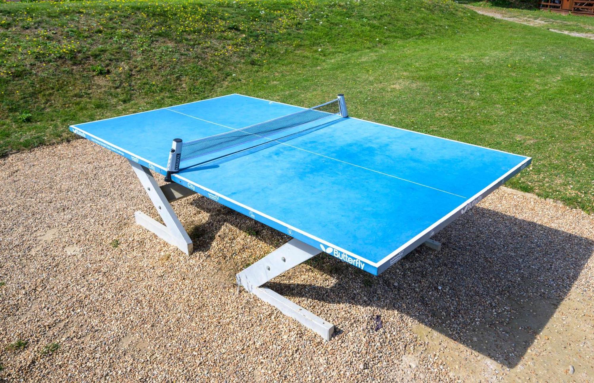 Escape To A Clifftop Chalet With Pool And Tennis Onsite - 1A Kingsdown Holiday Park Exterior foto